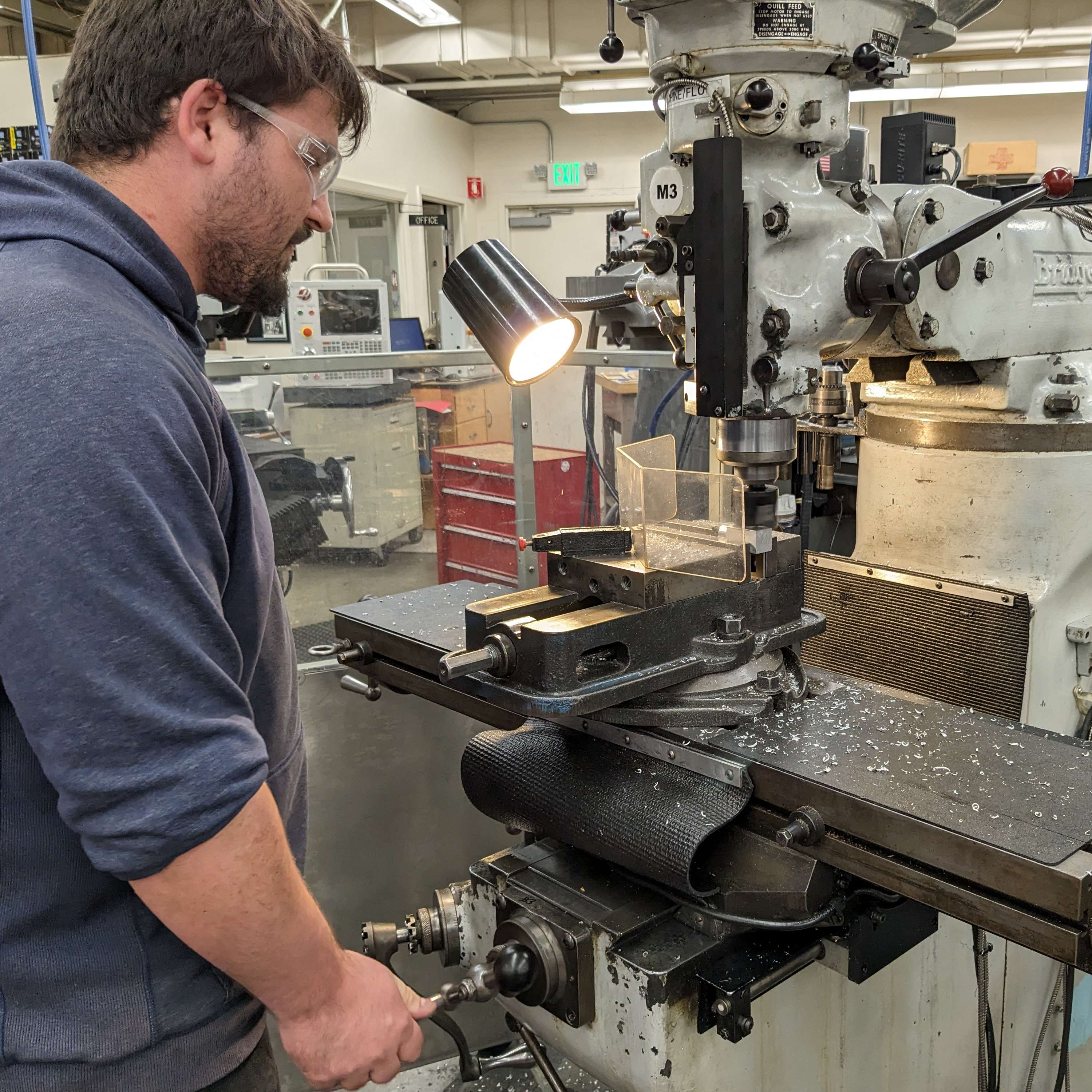 Fly Cutter on Desk Peg